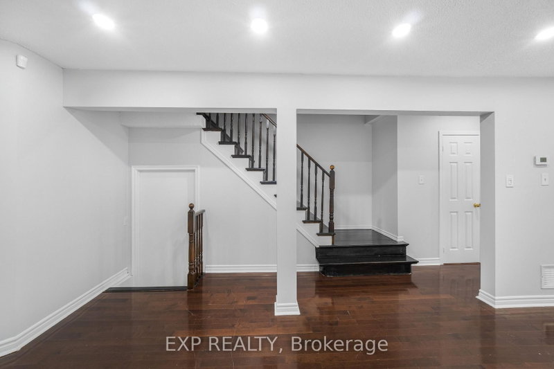 128 Olympia Brampton,ON L6X 4W3 — Photo 9