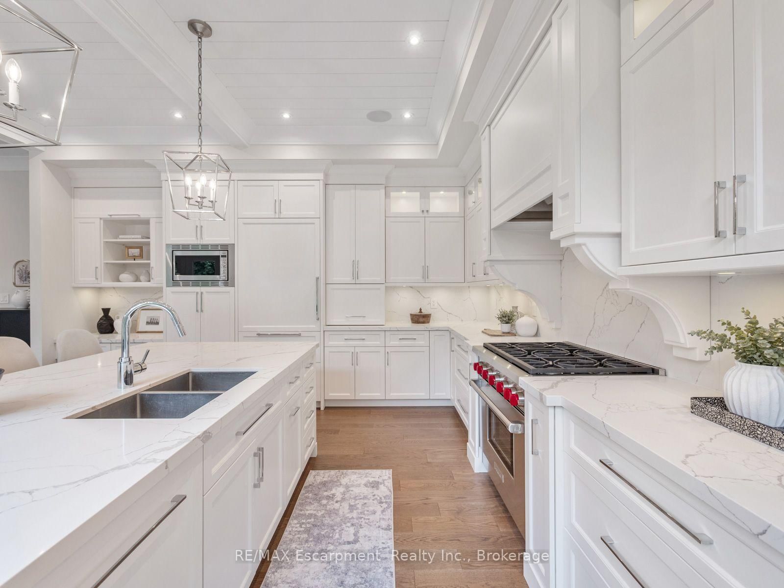 1077 Bridge Road • Oakville, ON photo 19