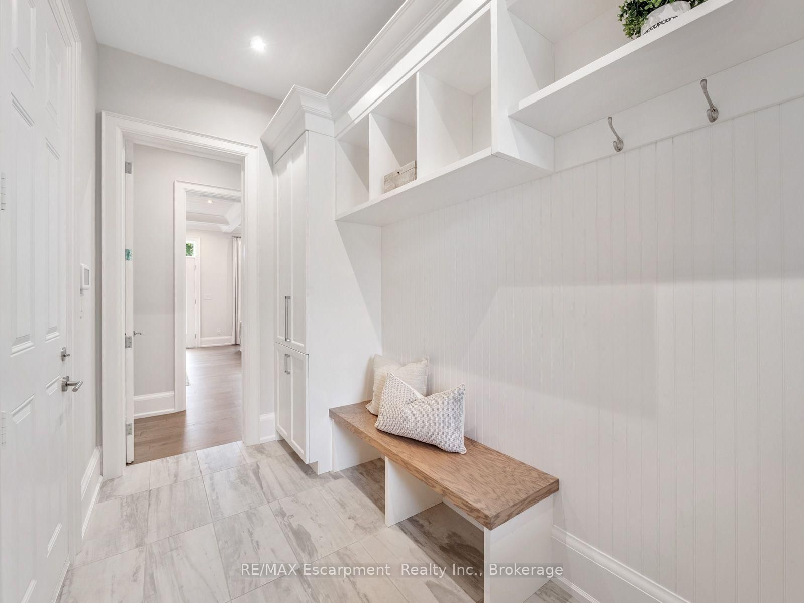 1077 Bridge Road • Oakville, ON photo 22