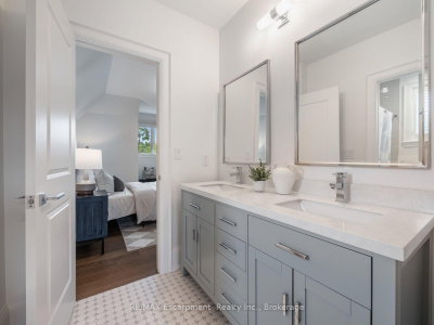1077 Bridge Oakville,ON L6L 2B6 — Photo 30
