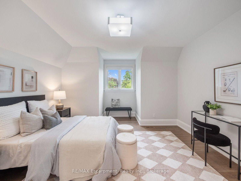 1077 Bridge Oakville,ON L6L 2B6 — Photo 32