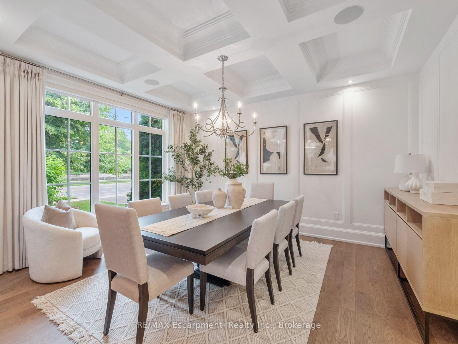 1077 Bridge Road • Oakville, ON photo 5