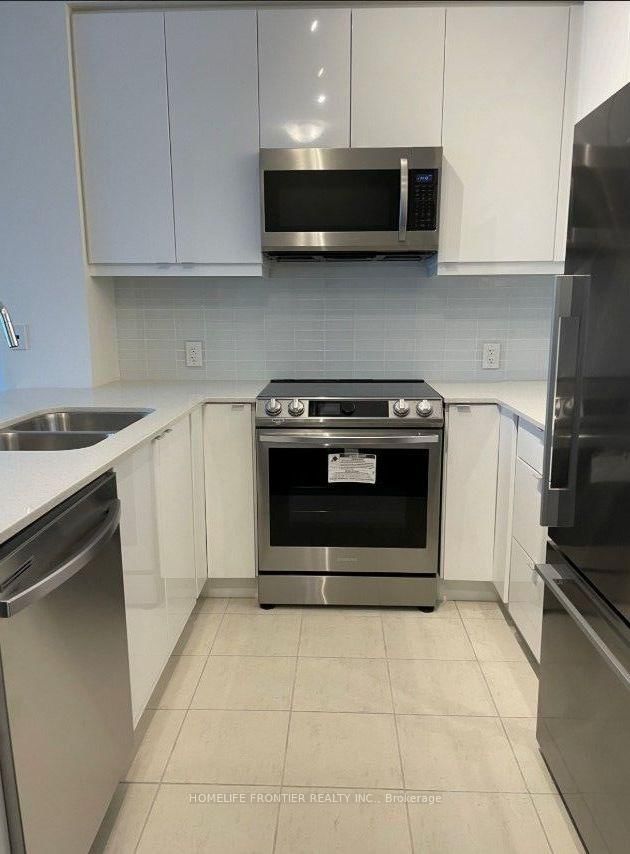 home for lease on 308-50 Thomas Riley Road