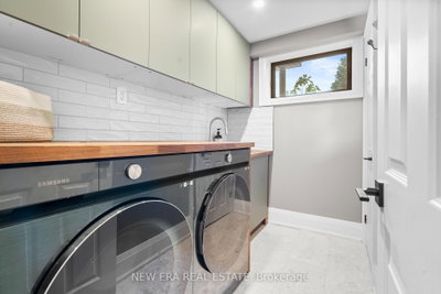261 Pinetree Mississauga,ON L5G 2R4 — Photo 37