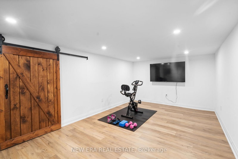 261 Pinetree Mississauga,ON L5G 2R4 — Photo 38