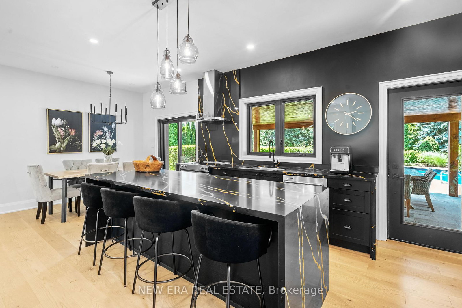 261 Pinetree Mississauga,ON L5G 2R4 — Photo 8