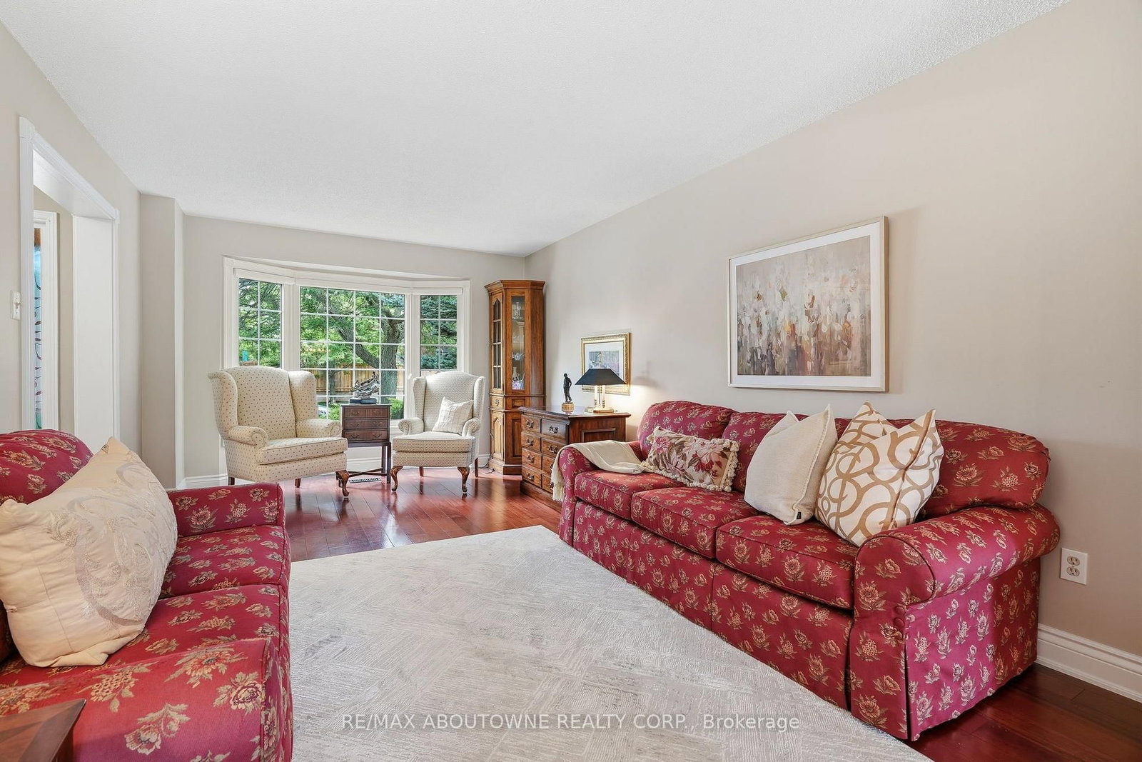 89 Waldie Road • Oakville, ON photo 8