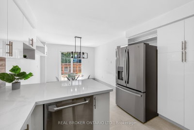4326 Waterford Crescent • Mississauga, ON photo 9