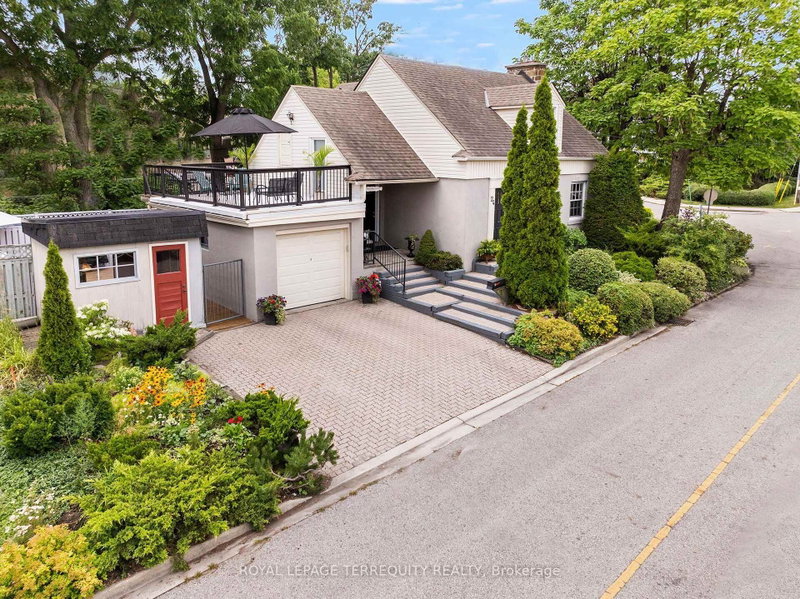 24 Rectory Rd, Toronto, Ontario