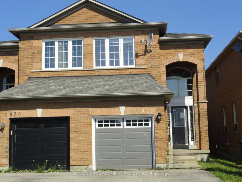 922 Ledbury Crescent