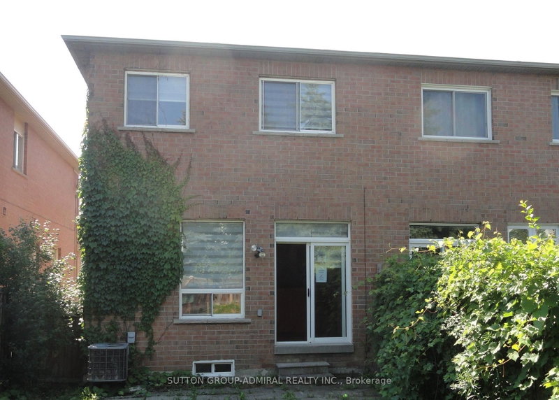 922 Ledbury Crescent