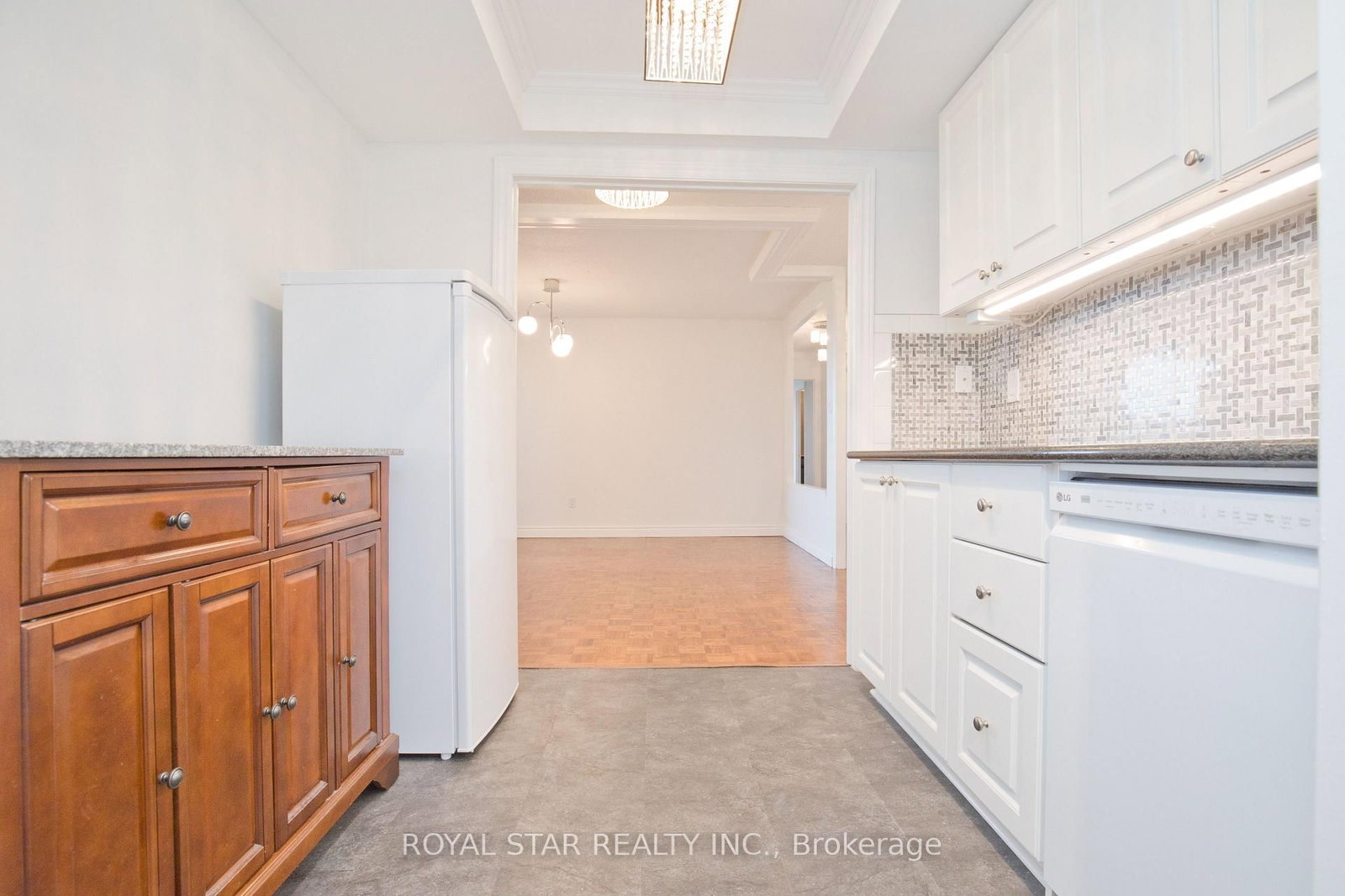 1535 Lakeshore Road E • #1607 • Mississauga, ON photo 12