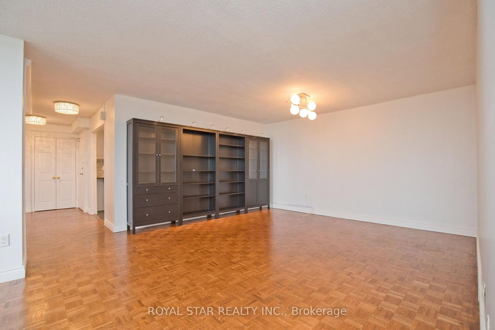1535 Lakeshore Road E • #1607 • Mississauga, ON photo 14