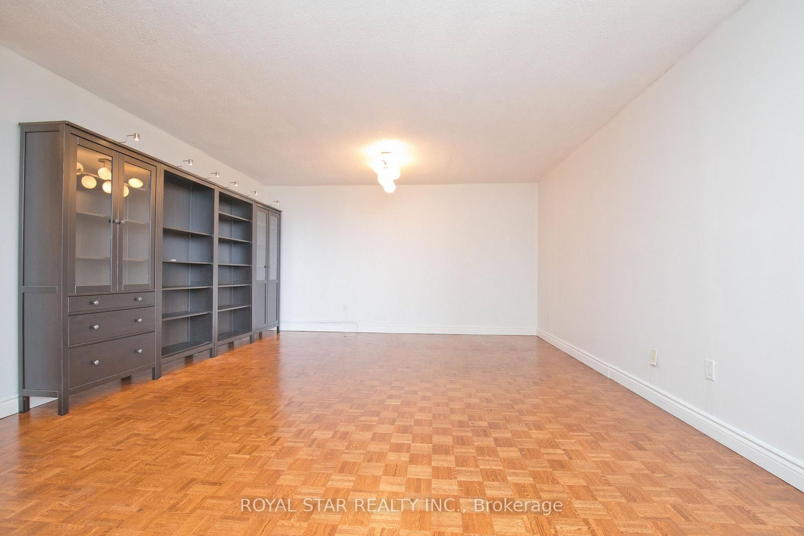 1535 Lakeshore Road E • #1607 • Mississauga, ON photo 15