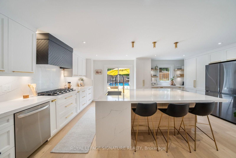 4194 Trellis Crescent