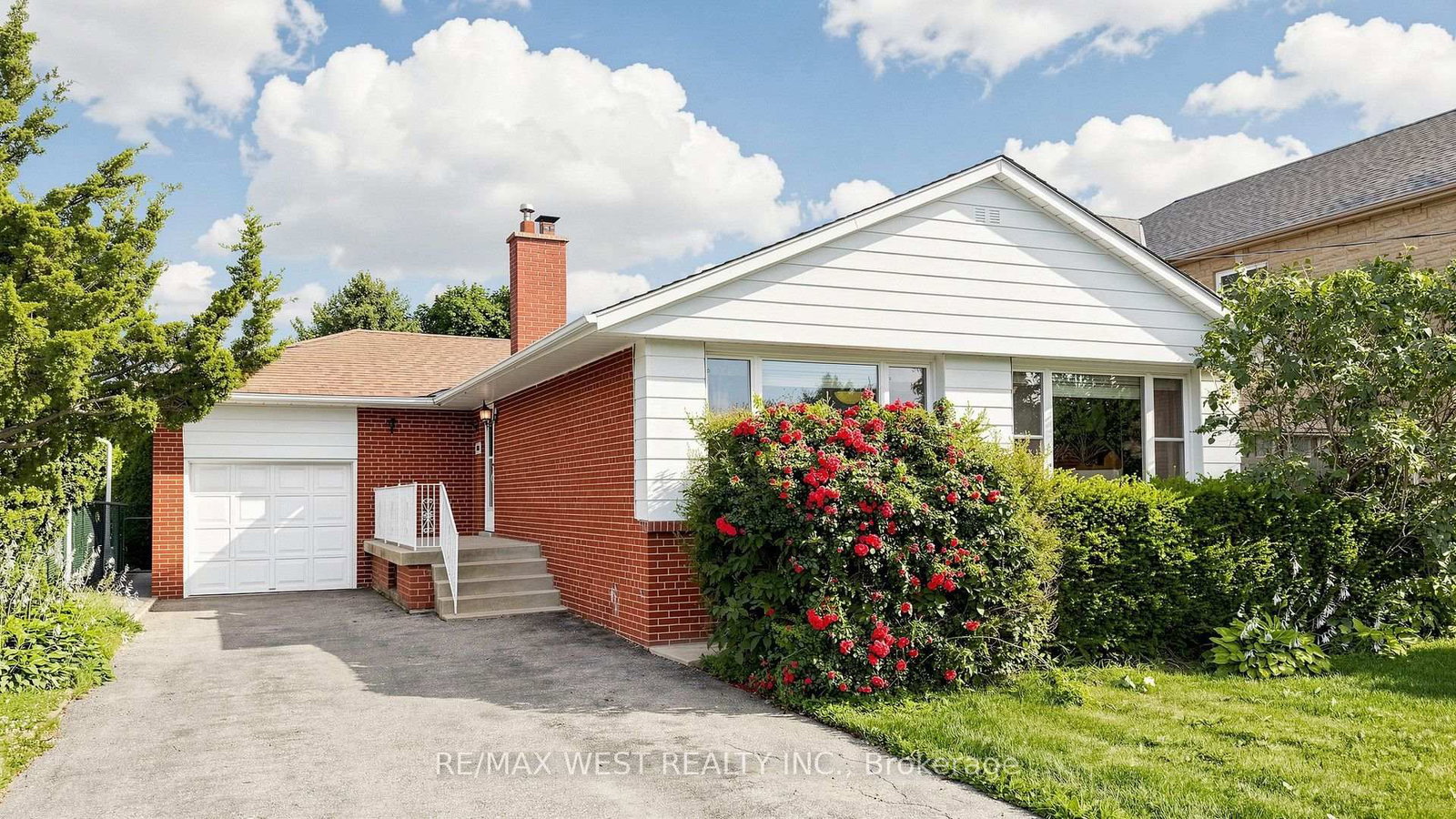 Property at 32 Allonsius