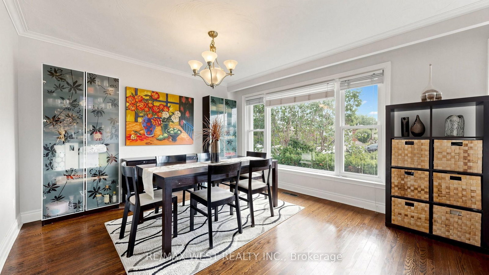 32 Allonsius Drive • Toronto, ON photo 15