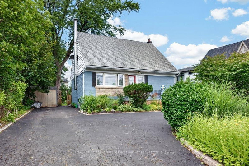 487 Wildwood Drive