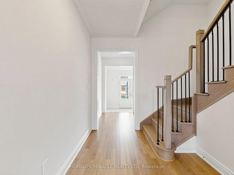 8 Ralston Brampton,ON L6X 0B2 — Photo 21