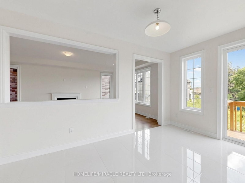 8 Ralston Brampton,ON L6X 0B2 — Photo 9