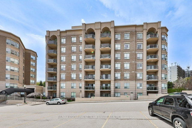 PH705 - 2085 Amherst Heights Drive