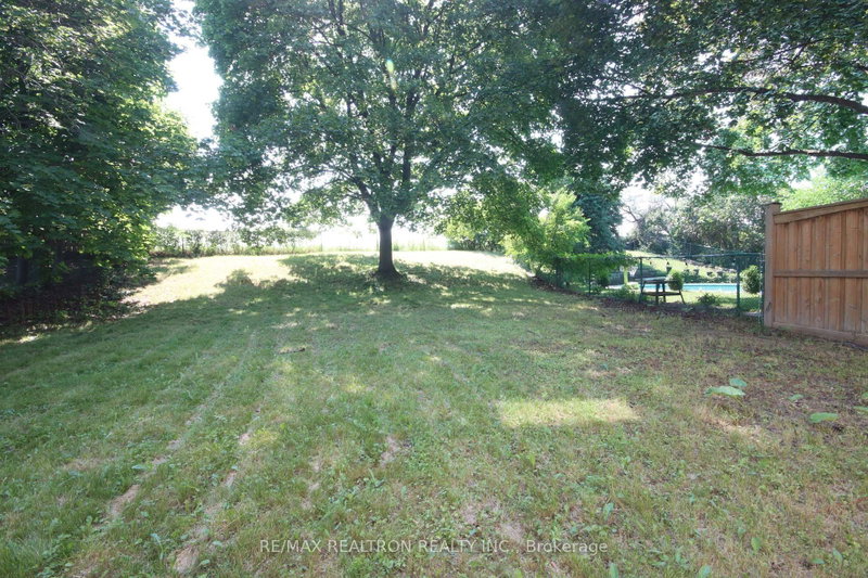 4272 Gayling Mississauga,ON L5L 1Z9 — Photo 31