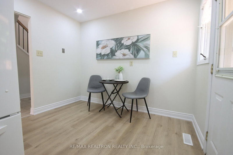 4272 Gayling Mississauga,ON L5L 1Z9 — Photo 8
