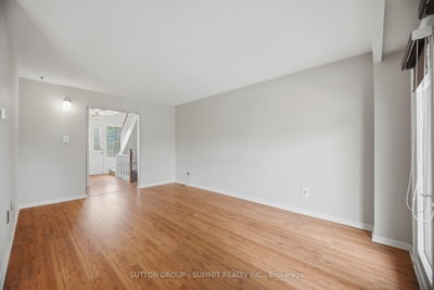 667 Green Meadow Crescent — photo 6