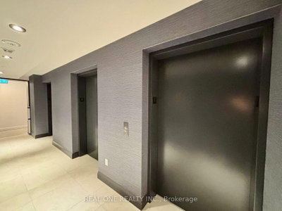 Unit 1706 — 38 Annie Craig Drive — photo 3