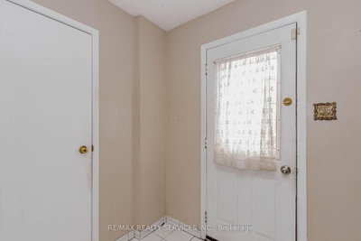 130 Cutters Crescent — photo 6