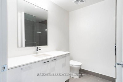 Unit 307 — 293 The Kingsway — photo 6