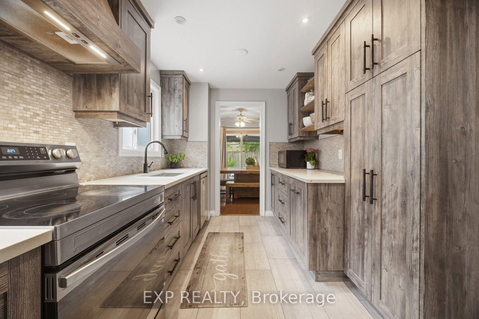 14 Royal Palm Drive • Brampton, ON photo 13