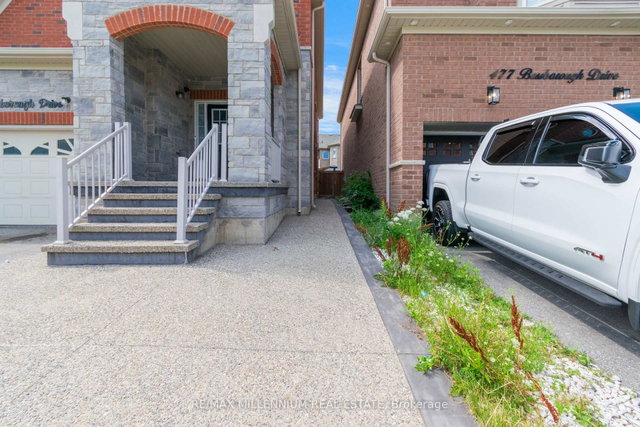481 Bessborough Drive