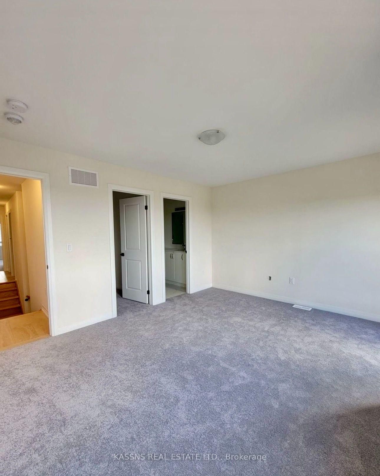 3305 Sixth Line • Oakville, ON photo 26