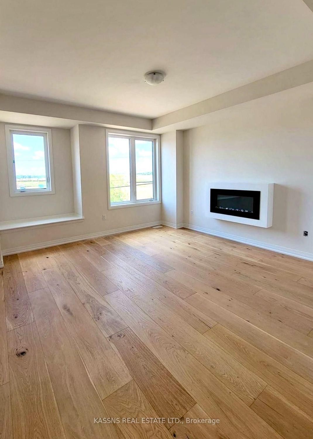 3305 Sixth Line • Oakville, ON photo 30
