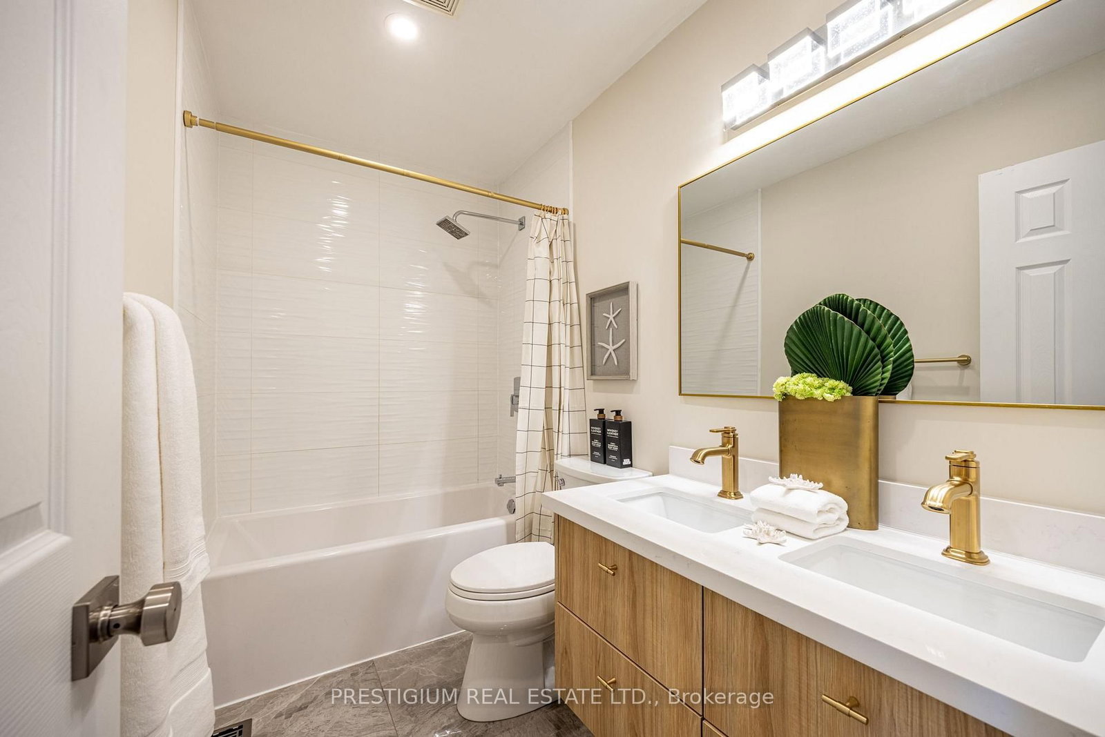 4094 Teakwood Drive • Mississauga, ON photo 25