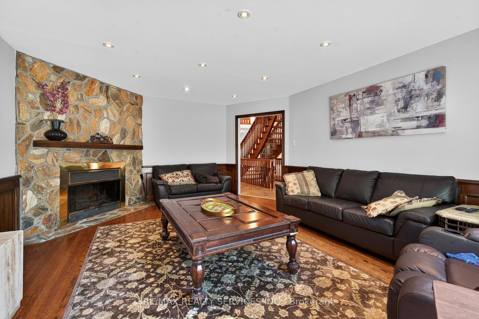 2069 Schoolmaster Circle • Oakville, ON photo 20