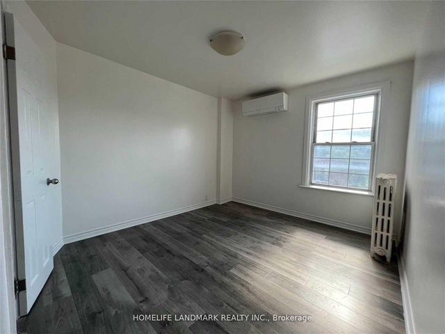 Apt 4 - 2398 Bloor Street W