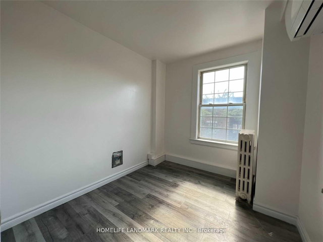 Apt 4 - 2398 Bloor Street W
