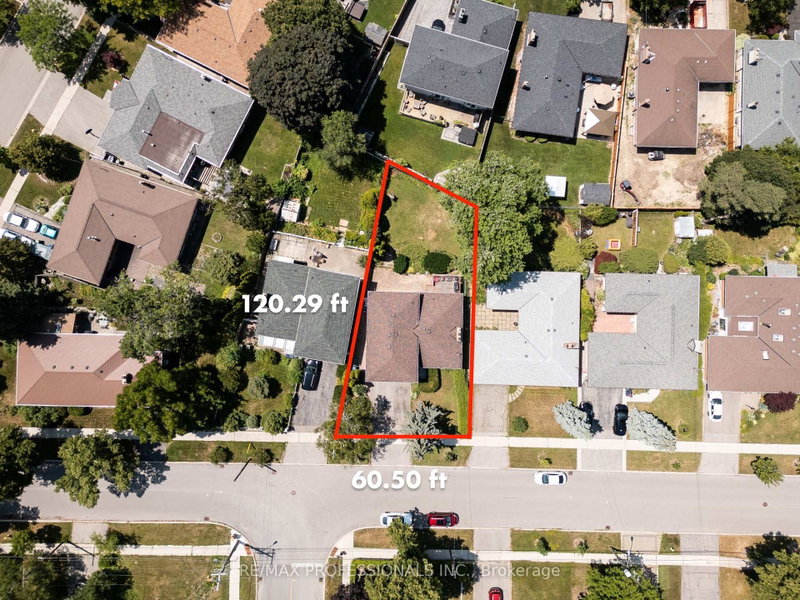 48 Dalegrove Crescent