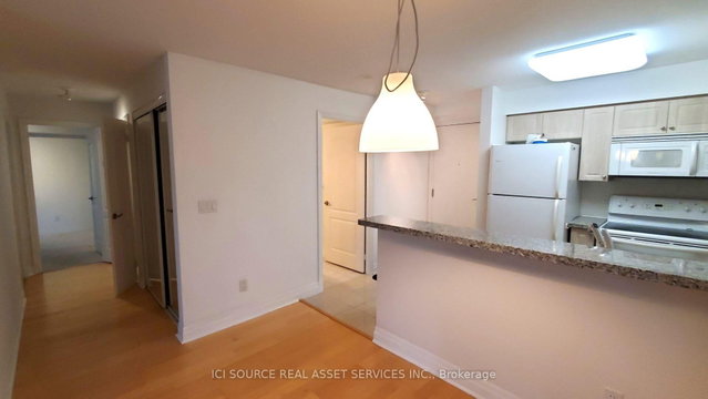 316 - 2119 Lake Shore Boulevard W