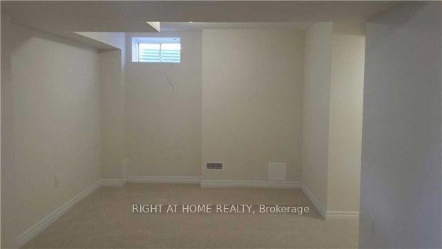 123 Huguenot Road
