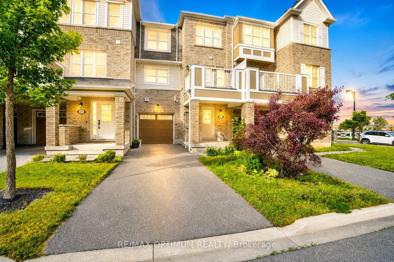 583 Laking Terrace, Milton