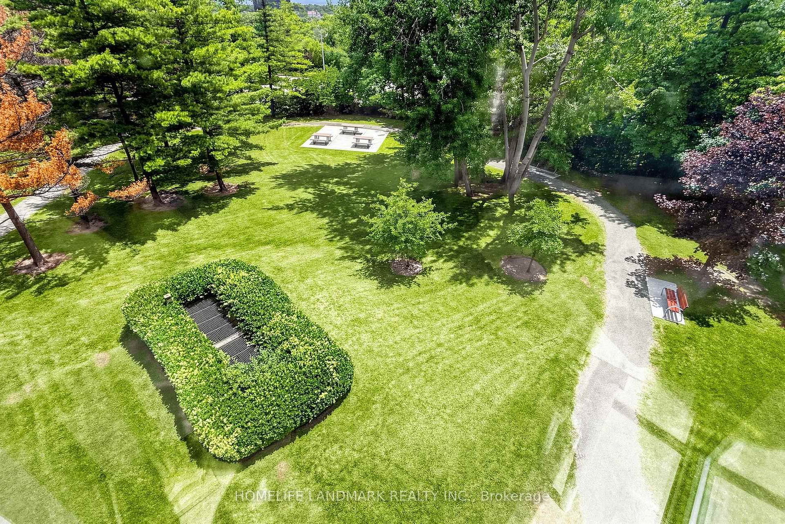 Listing Image 44