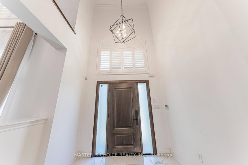 2357 Rideau Drive