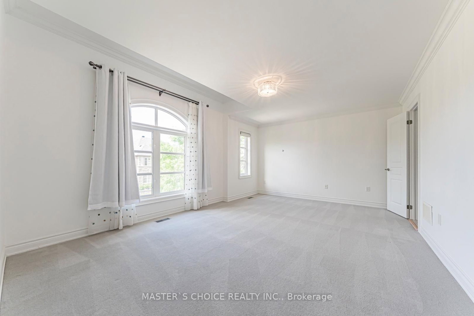 2357 Rideau Drive • Oakville, ON photo 21