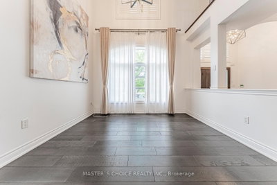 2357 Rideau Drive — photo 4