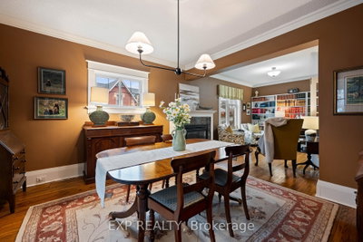 9 Wellington Street — more photos