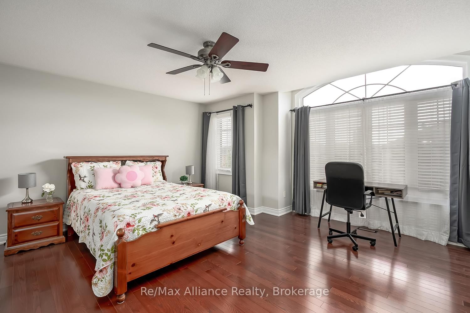1367 Arrowhead Road • Oakville, ON photo 37