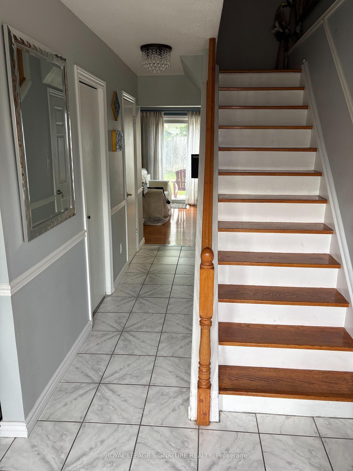 Main/Upper - 137 Madoc Drive, Brampton 3